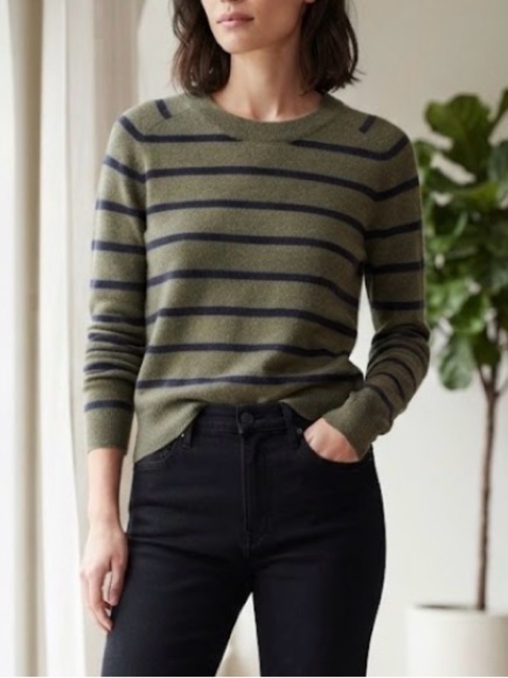 Vince Olive Green Navy Striped Wool Cashmere Crewneck Sweater | Size M